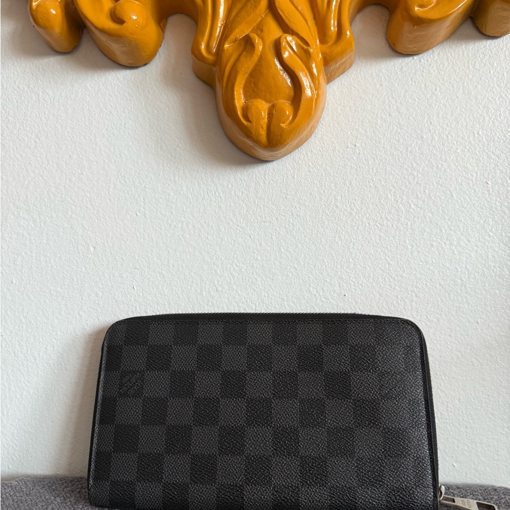 Louis Vuitton Damier Graphite Zippy Organizer